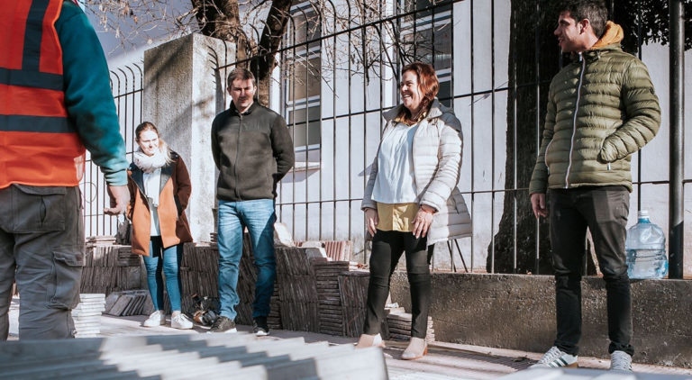 Obras en los barrios “Frank Allan”, “El Molino” y “Carlos Berg”: “Estamos ejecutando los proyectos más votados del 2021”