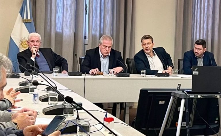 Oscar Alpa, tras el acuerdo salarial del 21% con los docentes universitarios: “Hay un fuerte compromiso para que los salarios no pierdan ante la inflación”