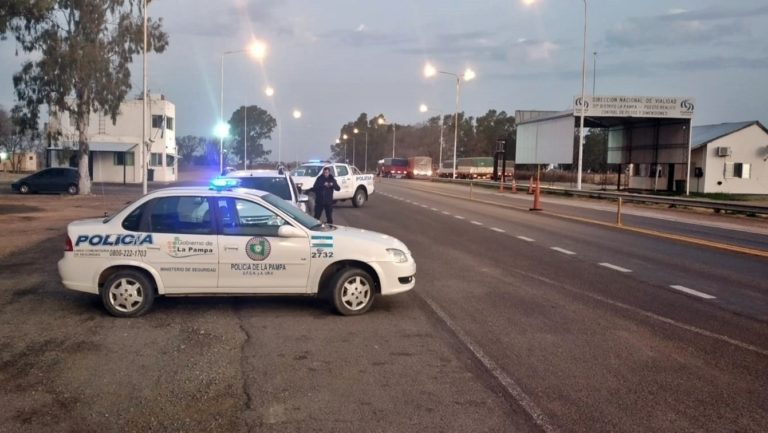 Robo comando en Castex: Uno de los vehículos involucrados, habría perpetrado un robo en General Pico en junio