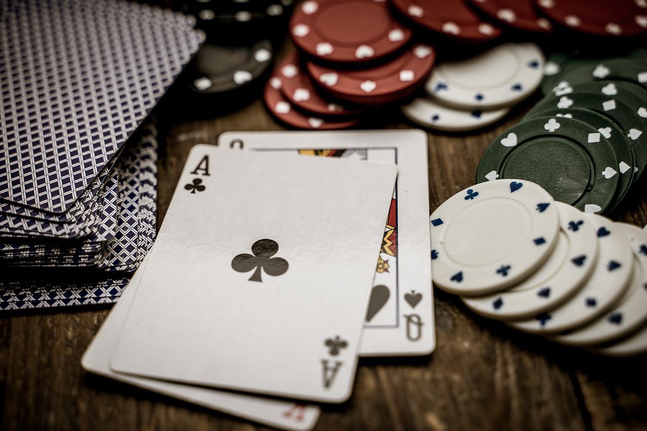 Los fundamentos del Texas Hold’em, el juego de poker online más popular en Colombia