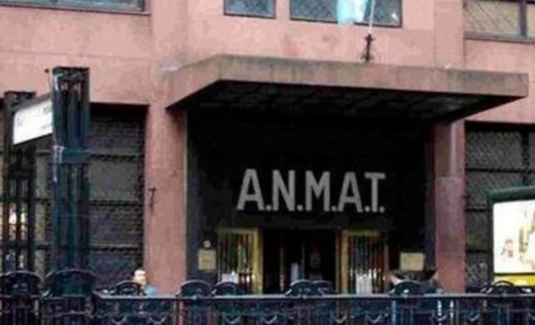 La ANMAT prohibió la venta de una marca de azúcar en la que encontraron “piedras y otros objetos extraños”