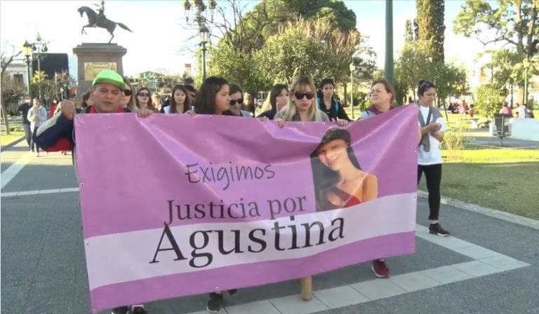 En el día en que Agustina Fernández cumpliría 20 años, marcharon nuevamente pidiendo Justicia en Santa Rosa y Cipolletti