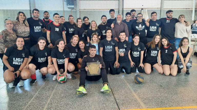 Se pone en marcha la primera fecha de la Liga Municipal de Vóley en Metileo