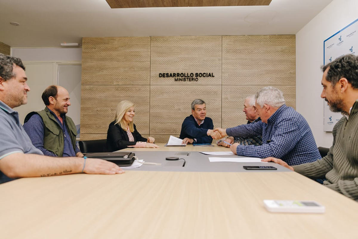 WENI: Se firmaron acuerdos para otorgar más microcréditos destinados a emprendedores