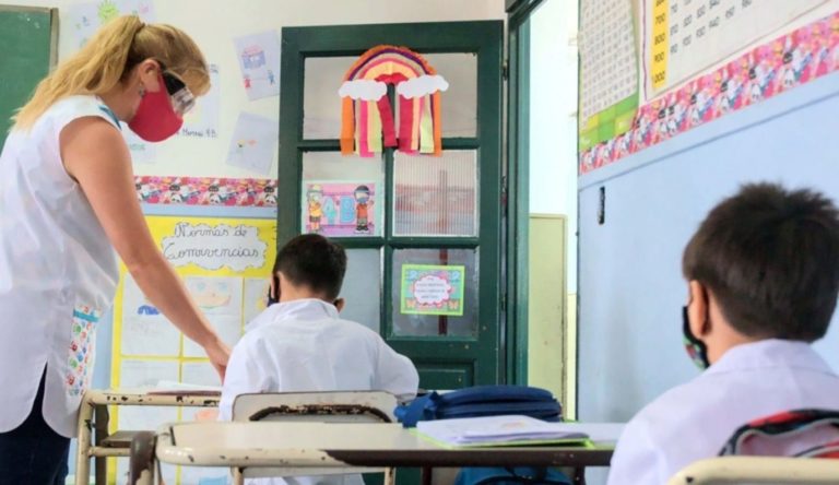 Estudiantes de General Pico y La Adela participaron en la Evaluación PISA
