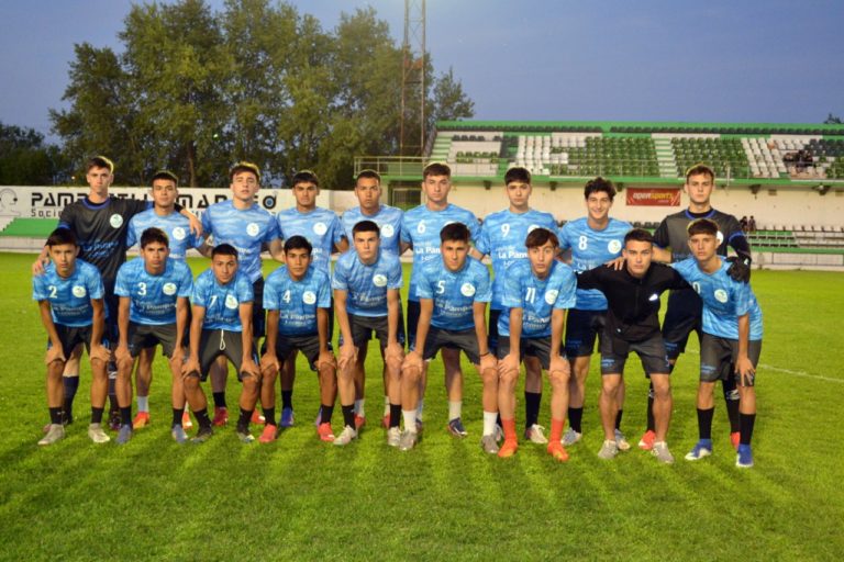 Araucanía: el seleccionado de fútbol pampeano enfrentó en un amistoso a la primera de Ferro de Pico