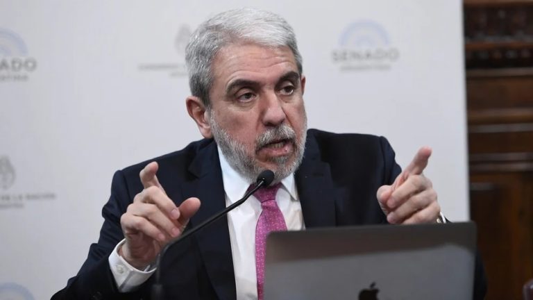 Aníbal Fernández: “Es imperioso seguir el rastro del dinero para saber quién financió el ataque contra Cristina”