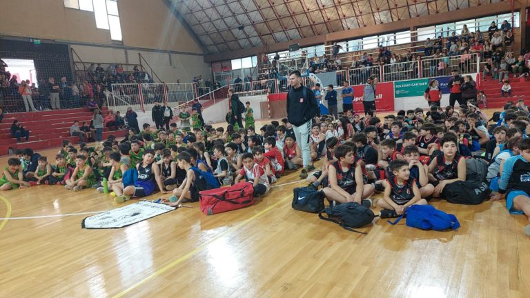 480 chicos participaron del encuentro de pre- mini y mini de básquet en Sportivo Independiente