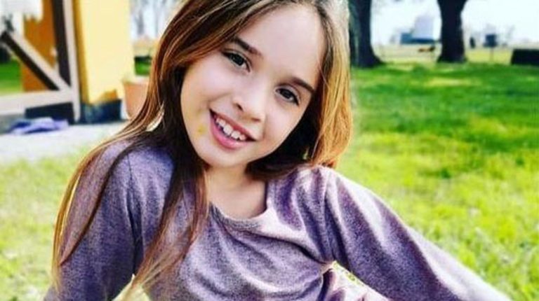 Una nena de 10 años de la ciudad de Bolívar salió a buscar leche, una jauría la atacó y está grave: “¡Fuerzas, dulce princesa!”