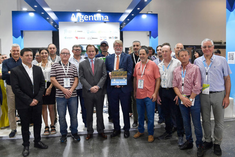 La Pampa estuvo presente en “Apimondia 2022”, la mayor muestra apícola mundial que se hizo en Turquía