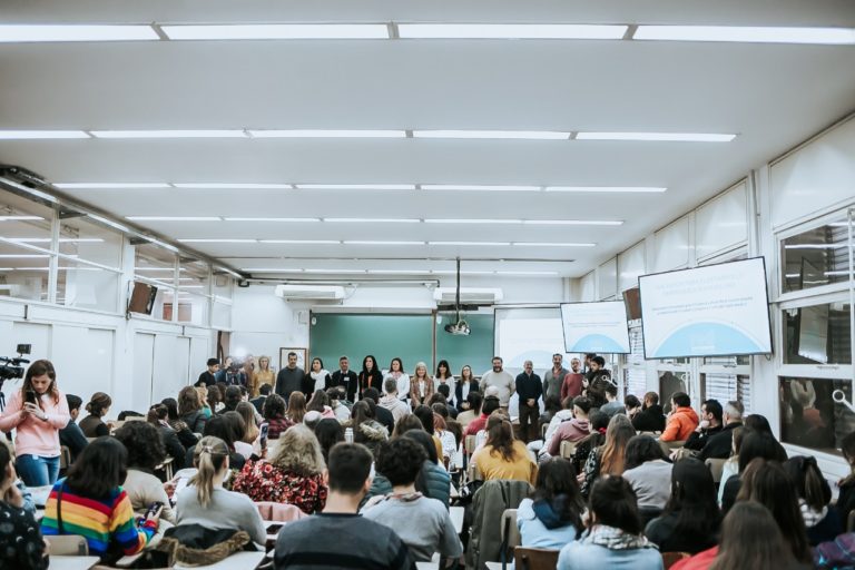 Comenzó la “Hackatón para el Desarrollo Emprendedor Pampeano” en la Facultad de Ingeniería