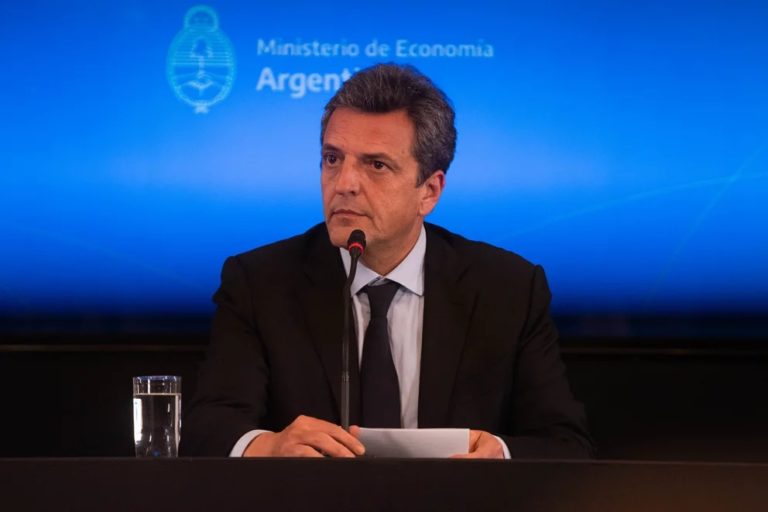 Massa anunció un nuevo “dólar soja” de $ 200 para el campo: Ingresarán USD 5.000 millones en septiembre