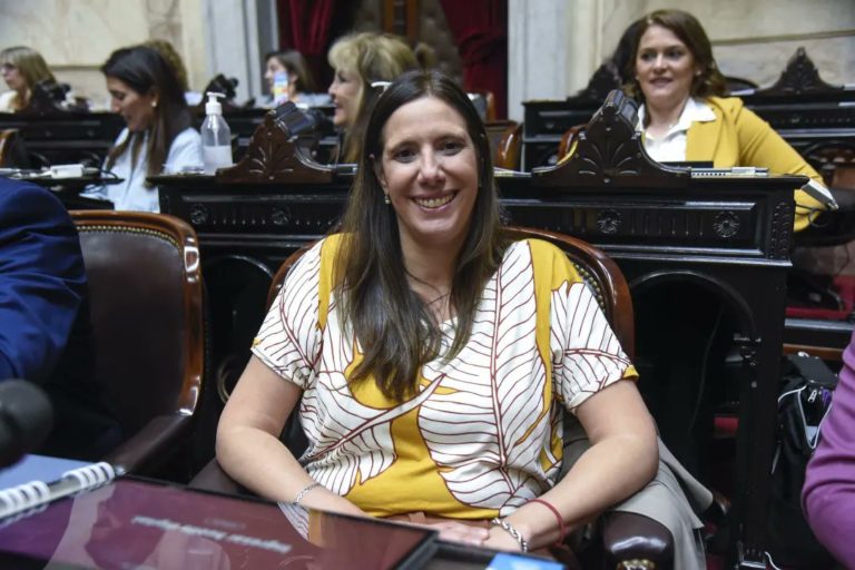 Diputada denunció por “sedición” al gobernador de Mendoza por no acatar el feriado tras el ataque a Cristina Kirchner