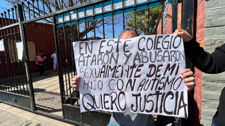Córdoba: un nene con autismo fue abusado y torturado por dos compañeros en el baño de una escuela