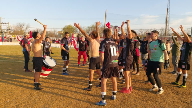 Costa Brava venció a Alvear FBC en el “Estadio de la Avenida”, se quedó con la gran final y es el nuevo bicampeón de la Liga Pampeana