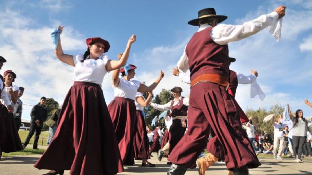 Nuevo taller de danzas folklóricas en General Pico para mayores de 18 años