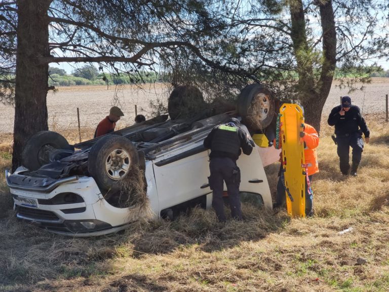 Vuelco entre General Pico y Dorila deja un herido