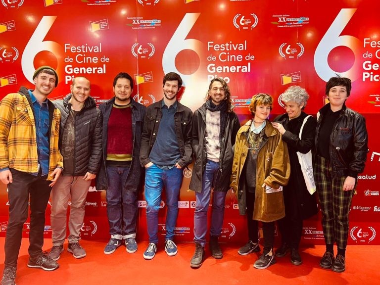 La segunda jornada del Festival Nacional de Cine culminó con una importante asistencia del público
