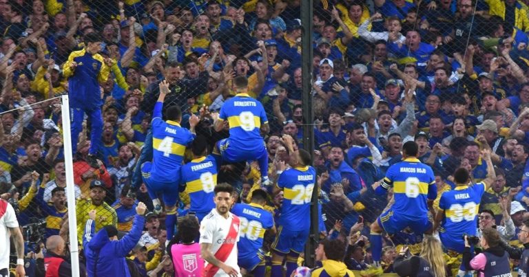Boca le ganó a River en La Bombonera y se prendió de lleno en la lucha por el título