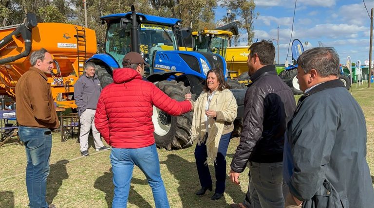 Gran apertura de la “Expo Rural” en Eduardo Castex: “Todos los expositores demostraron su entusiasmo y energía para seguir adelante”