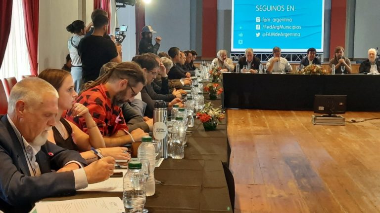 Metileo representó a La Pampa en reunión de la FAM