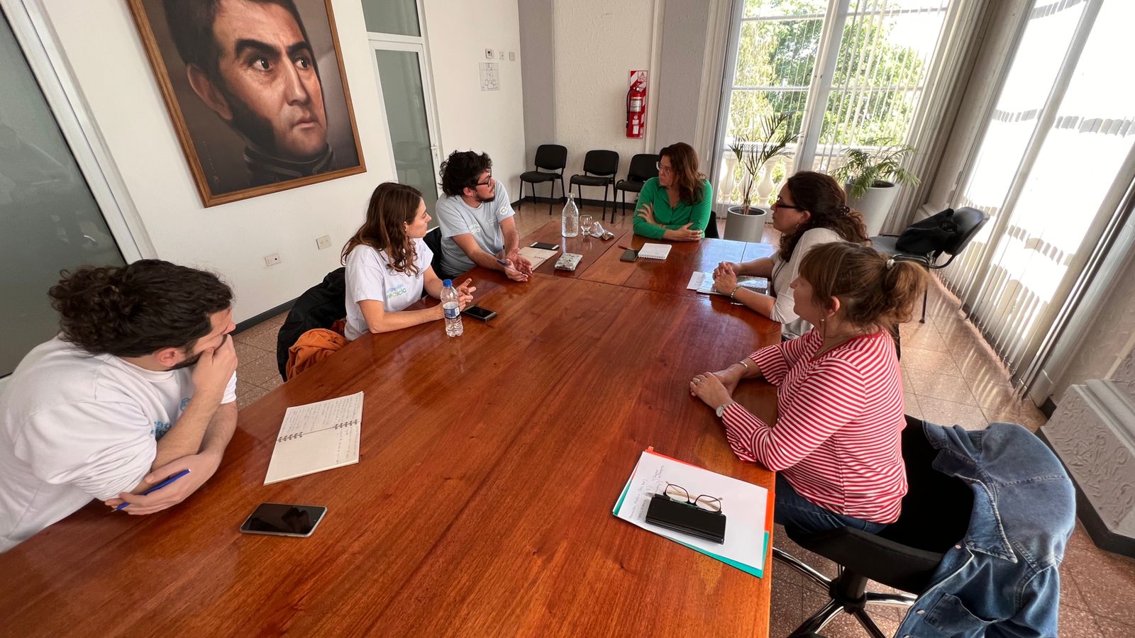 Técnicos del programa “Argentina Recicla” mantuvieron un encuentro con la intendenta Fernanda Alonso