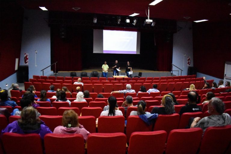 Hacedores culturales locales se reunieron con el fin de conformar el Consejo Municipal para la Cultura y las Artes