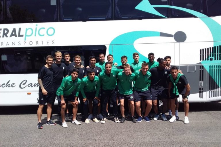 Ferro parte rumbo a Cipolletti para cerrar su participación en el Torneo Federal “A”: Mirá quienes siguen, los que se irán a préstamo y los que se desvincularon