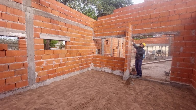Continúan las obras en el JIN 1 de la Escuela 111