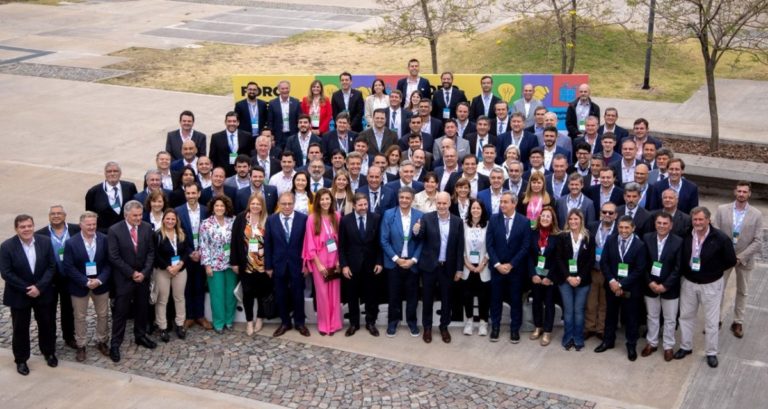 Rodríguez Larreta, junto a intendentes de todo el país, anunció un amplio consenso de ciudades argentinas: “Necesitamos un plan federal para enfrentar las consecuencias del cambio climático”