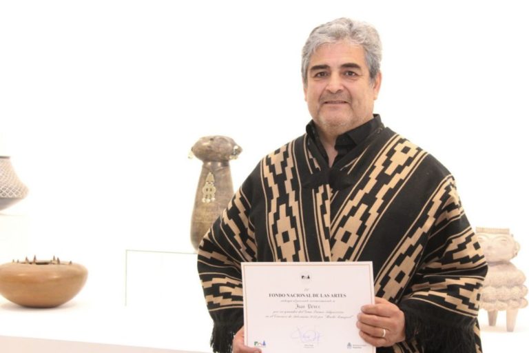 Entre casi mil obras, un artesano pampeano ganó el concurso del Fondo Nacional de las Artes por su obra “Machi Ranquel”