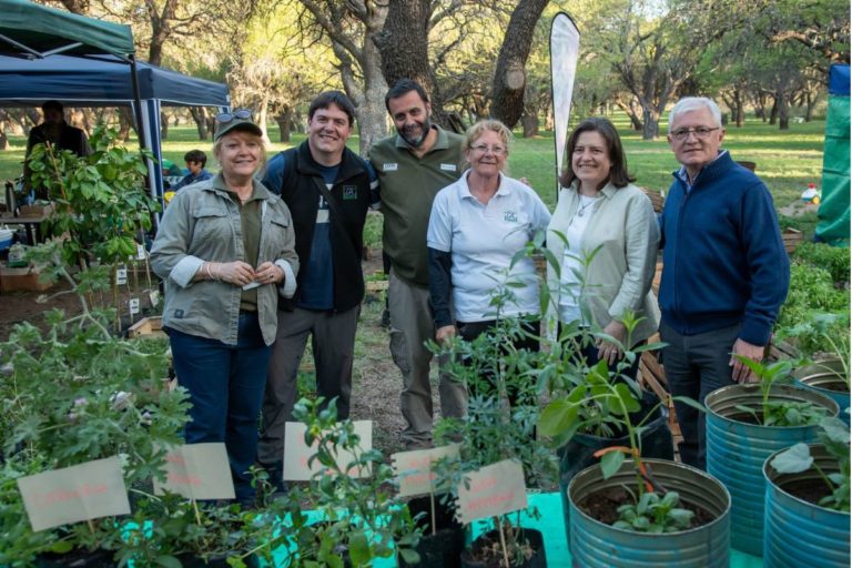 Con más de 70 expositores y una multitud de personas arrancó la “Expo Vivero 2022” en La Pampa