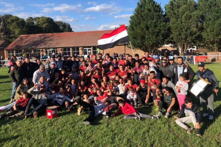 Pico Rugby campeón: “El domingo fuimos locales, más de 300 personas viajaron a Chivilcoy, ese apoyo se sintió muy fuerte” aseguró el presidente del club, Adrián Iglesias