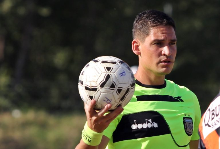 Árbitro lesionado en un partido de la Liga de Veteranos: “Esta agresión no la esperaba, es una lástima para la Liga, que con estas acciones se mancha”, lamentó Franco Morón
