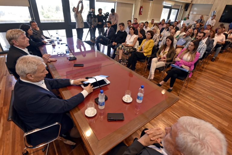 Anunciaron la construcción de 496 nuevas viviendas sociales en 30 localidades de La Pampa