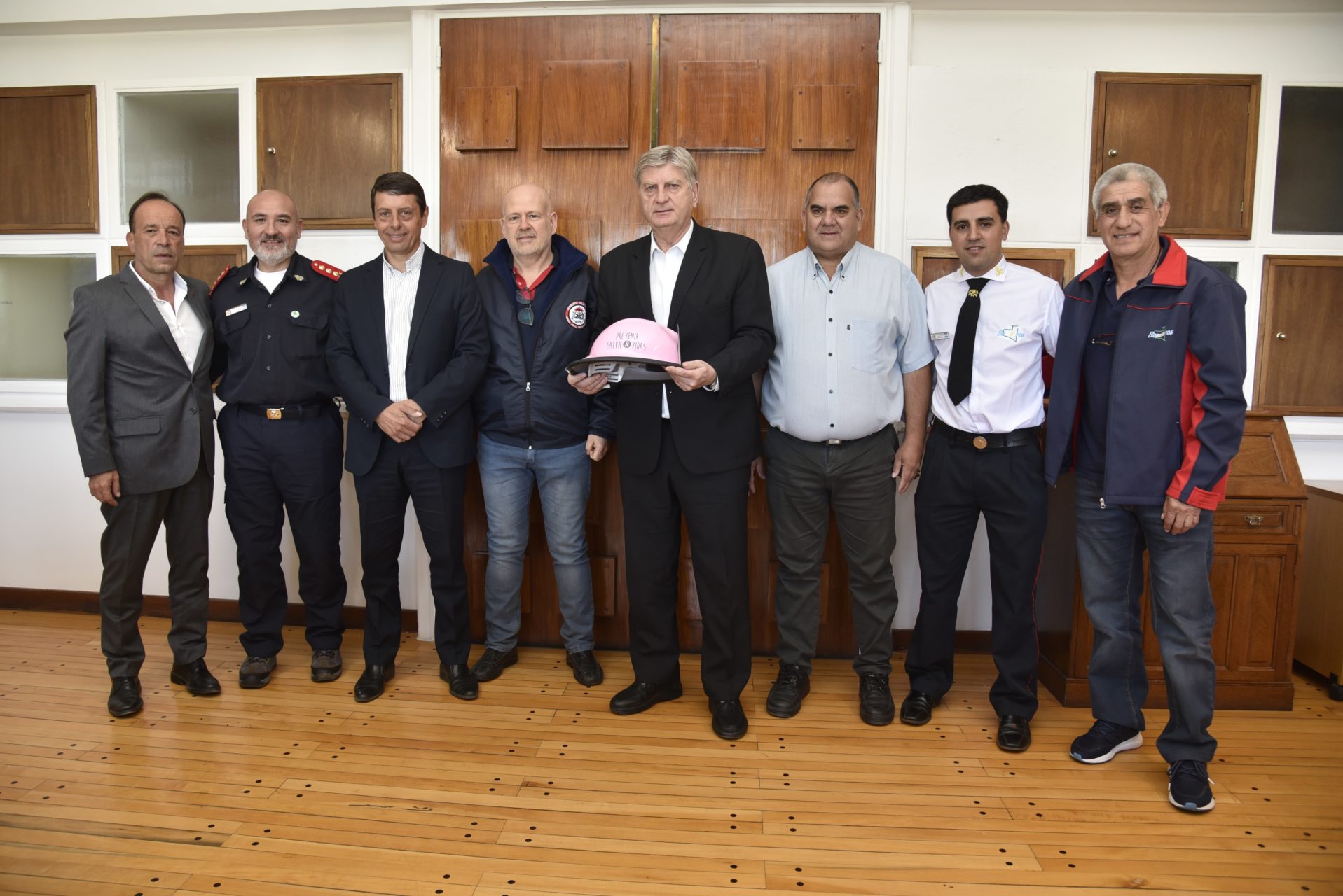 Bomberos Voluntarios pampeanos: Confirman la construcción de un Centro Provincial de Entrenamiento y la compra de dos hidroelevadores