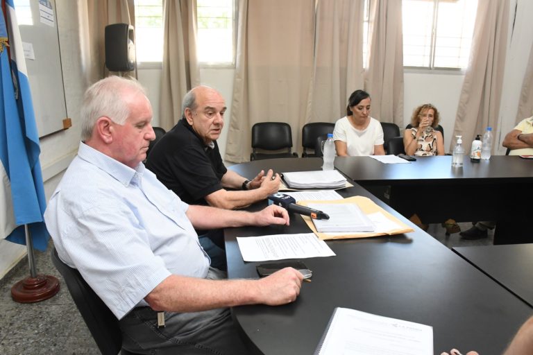 Vértiz tendrá su colegio secundario: la obra tendrá un valor de 449 millones de pesos “vamos a poder contar con un edificio nuevo, moderno en el mismo predio de la escuela primaria”, dijo el Intendente Giacomino