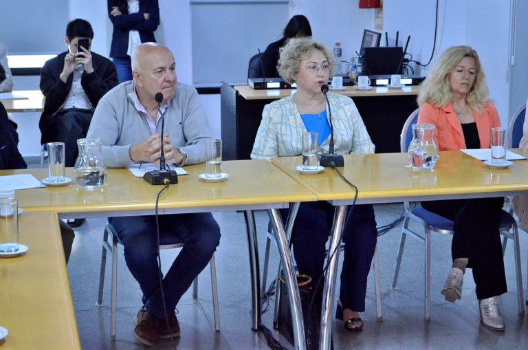 Diputados pampeanos trataron en comisión el nombramiento de 4 jueces entre reclamos por la independencia de la justicia y la opinión del impuesto a las ganancias