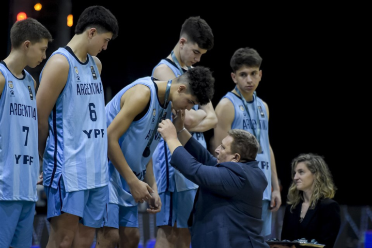 Argentina U15 fue subcampeona en el Sudamericano con el piquense Cabodevilla: “me va a quedar para siempre”
