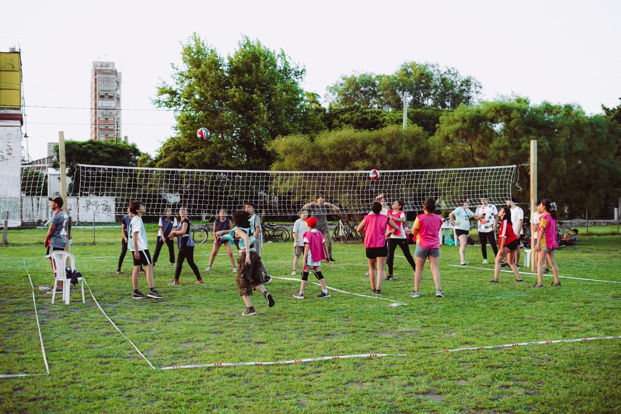 Con más de 200 participantes y un buen marco de público se realizó el cierre de las Escuelas Deportivas Municipales