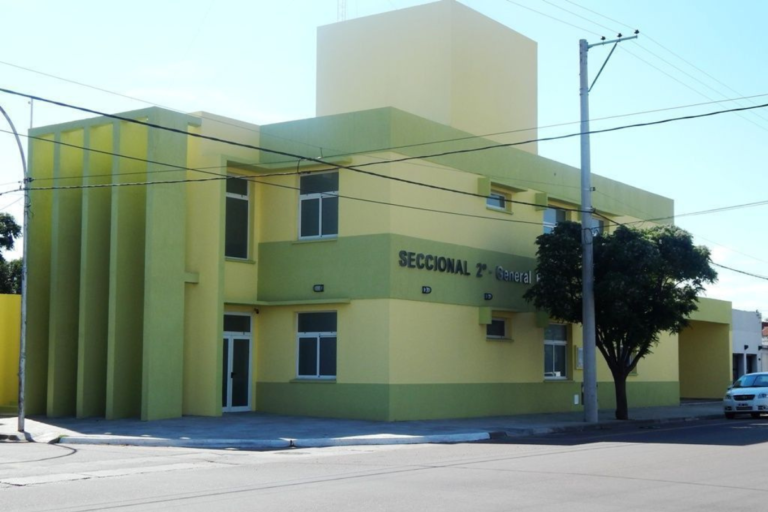 Rápido accionar policial de comisaría segunda permitió esclarecer robo a local de indumentaria y recuperar la mercadería sustraída