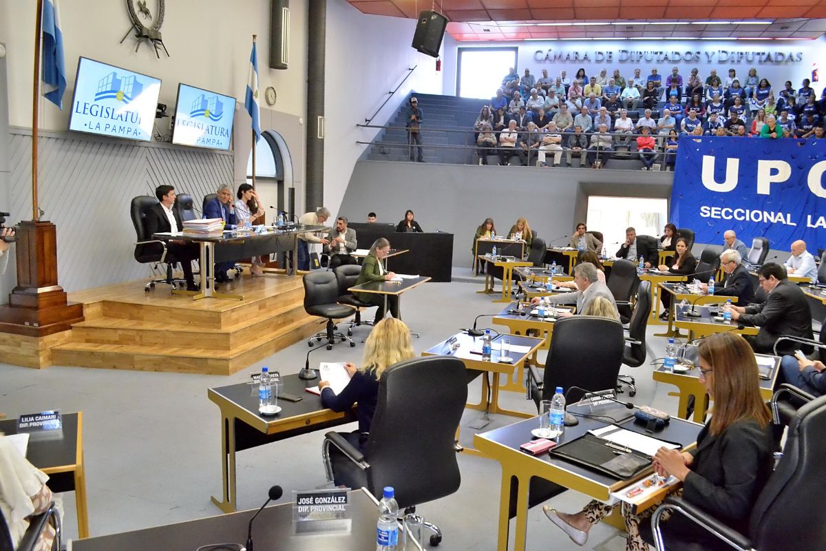 1.497 trabajadores de Salud pasarán a planta permanente tras la aprobación del proyecto en Diputados