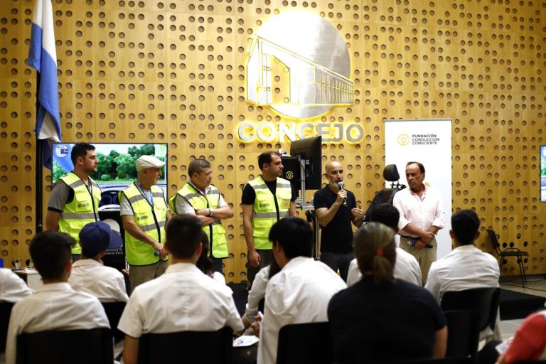 140 km/h: el Ministro de Seguridad pampeano anuncio que presentarán un proyecto para ponerle tope a la velocidad máxima de los vehículos en Argentina