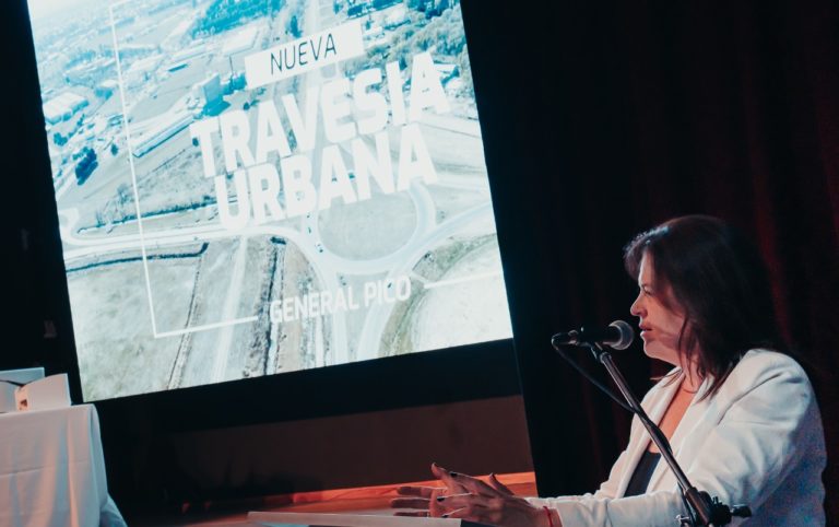 “Pico ha crecido de manera importante, se ha ido por fuera de la circunvalación que nos rodea y nos obliga a replantearnos el diseño como ciudad”, afirmó Fernanda Alonso