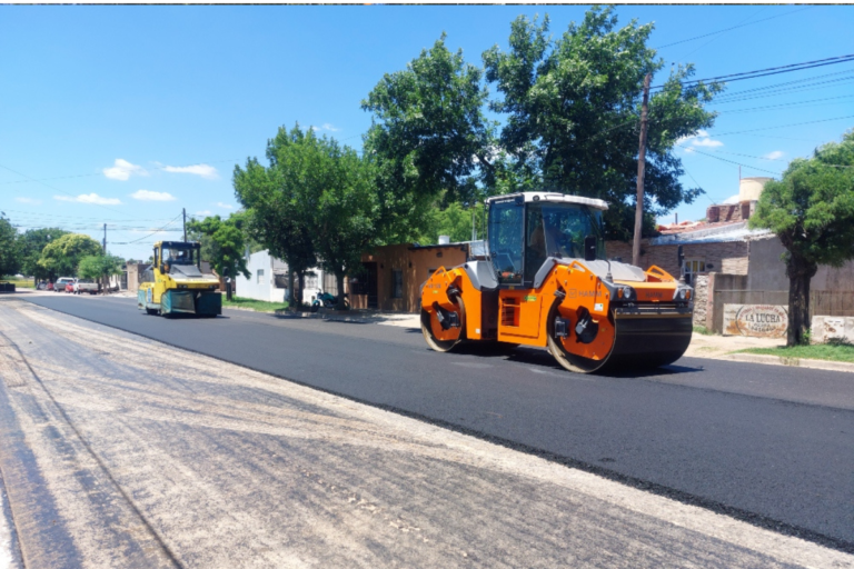 Continúan las obras de pavimentación en General Pico