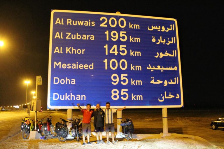 ¡Sueño cumplido! Los hermanos Bertino llegaron a Qatar tras recorrer miles de kilómetros en bicicleta