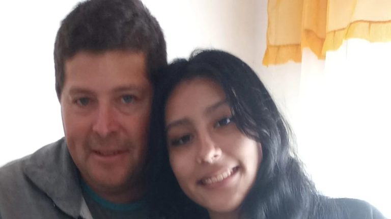 Tiene 16 años y es de Bahía Blanca, su papá murió de cáncer y creó una almohadilla contra el dolor: “Él me pedía sentir algo lindo”