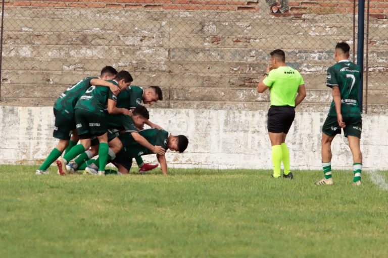 Copa Liga Pampeana: la suerte de los penales estuvo con Ferro de Alvear en “El Volcán”