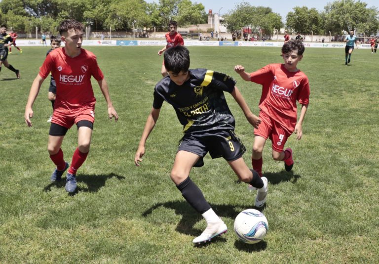 D.X.T., Pico FBC y Costa Brava se consagraron campeones de las Divisiones Inferiores de la Liga Pampeana 2022