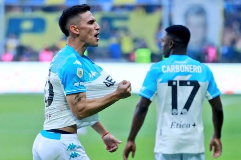 Sin ganar ningún torneo, Racing le ganó a Boca en el alargue y es el campeón de campeones de Argentina